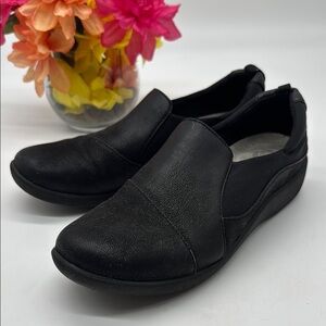 Cloudsteppers by Clarks Women's Black Slip-On Shoes BLO7494B